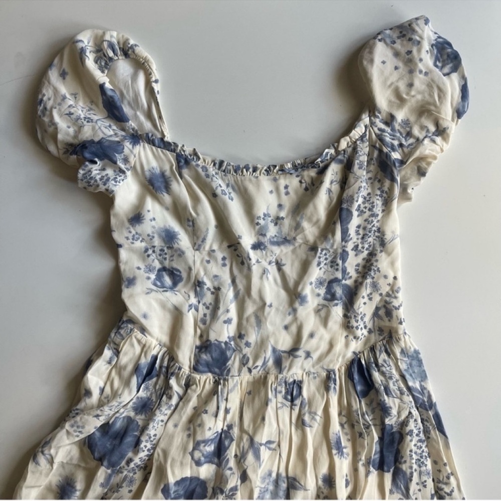 Reformation Cream and Blue Floral Mini Dress - Picture 5 of 14